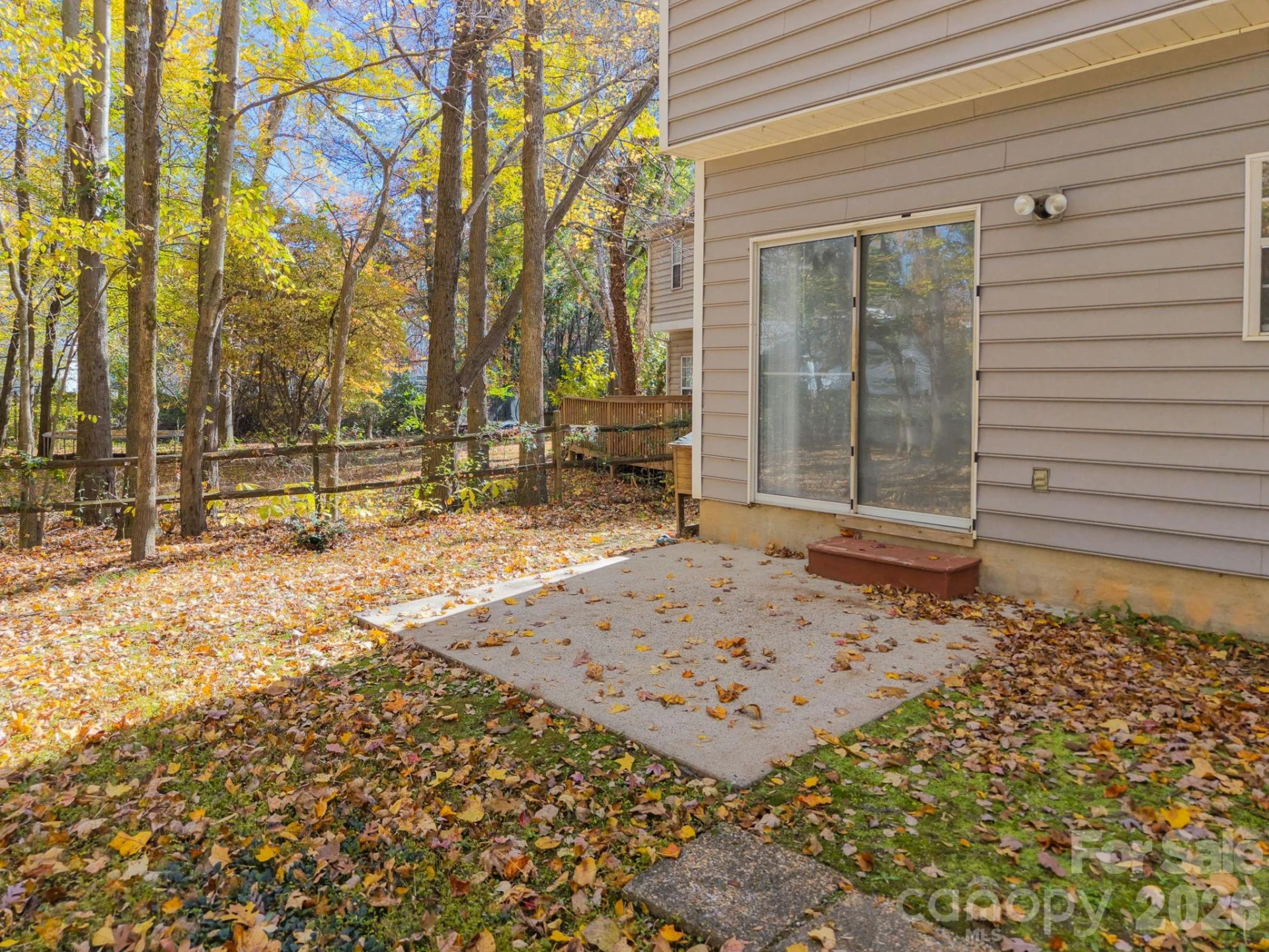9201 Rotherham Lane - Photo 16
