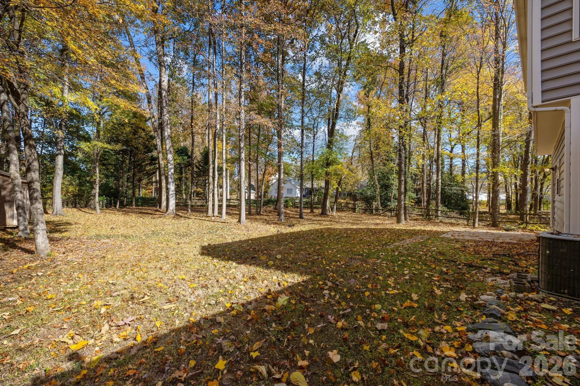9201 Rotherham Lane - Photo 18