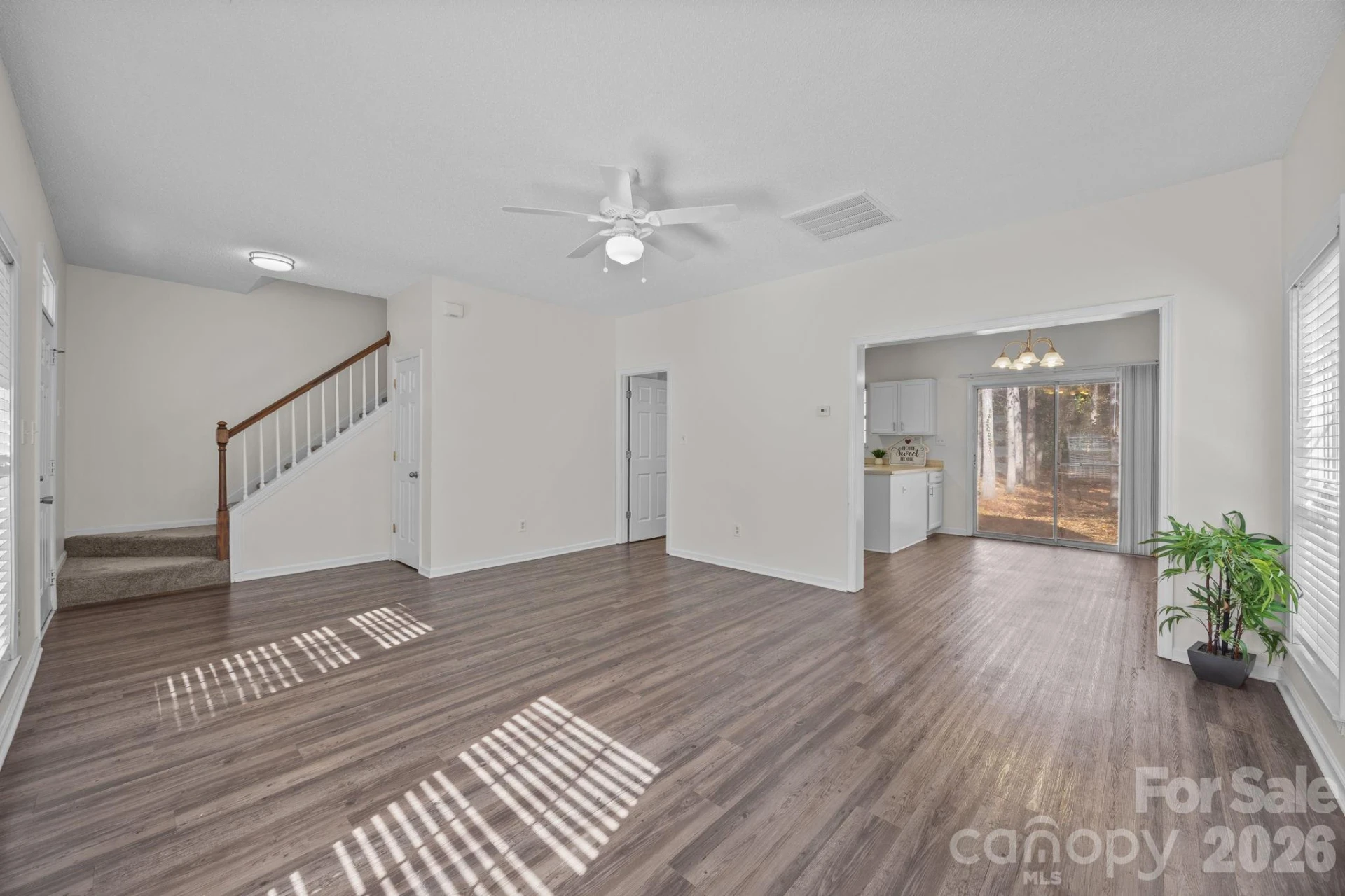 9201 Rotherham Lane - Photo 3
