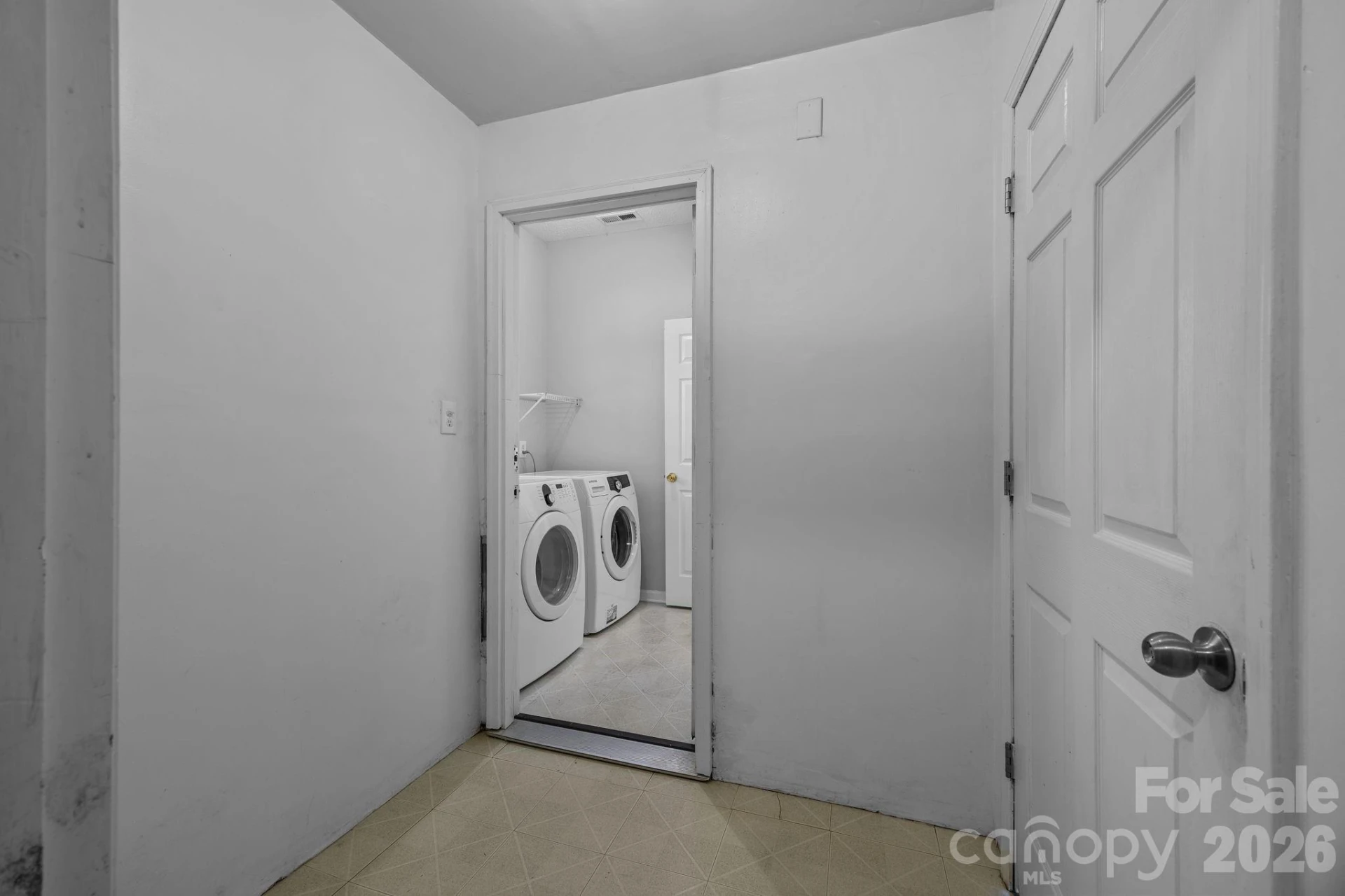 9201 Rotherham Lane - Photo 25