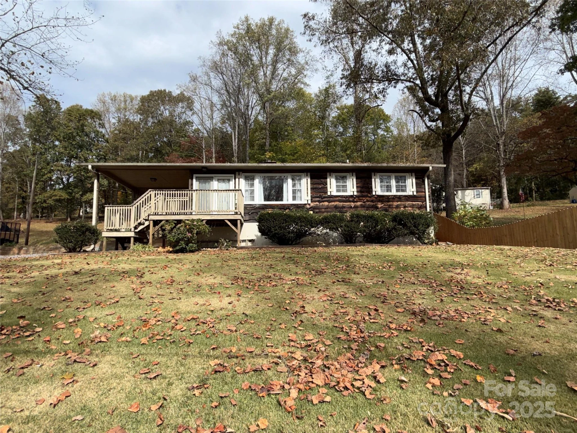 14 Lake View Drive