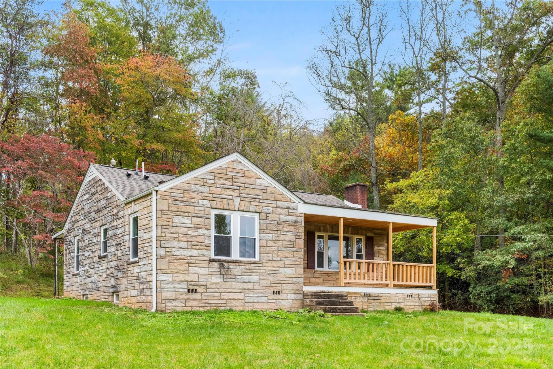 421 Hazel Brook Road - Photo 2