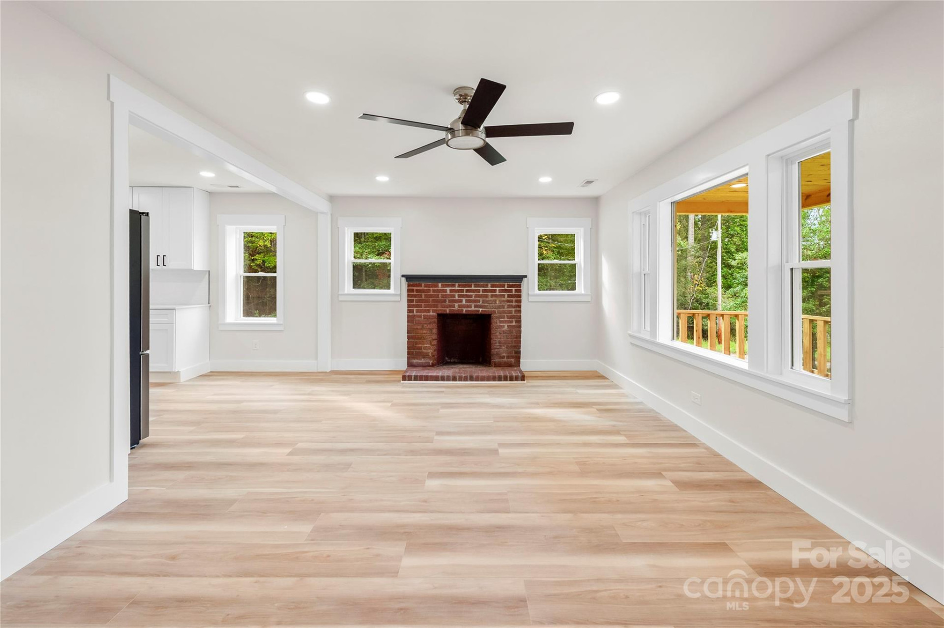 421 Hazel Brook Road - Photo 8