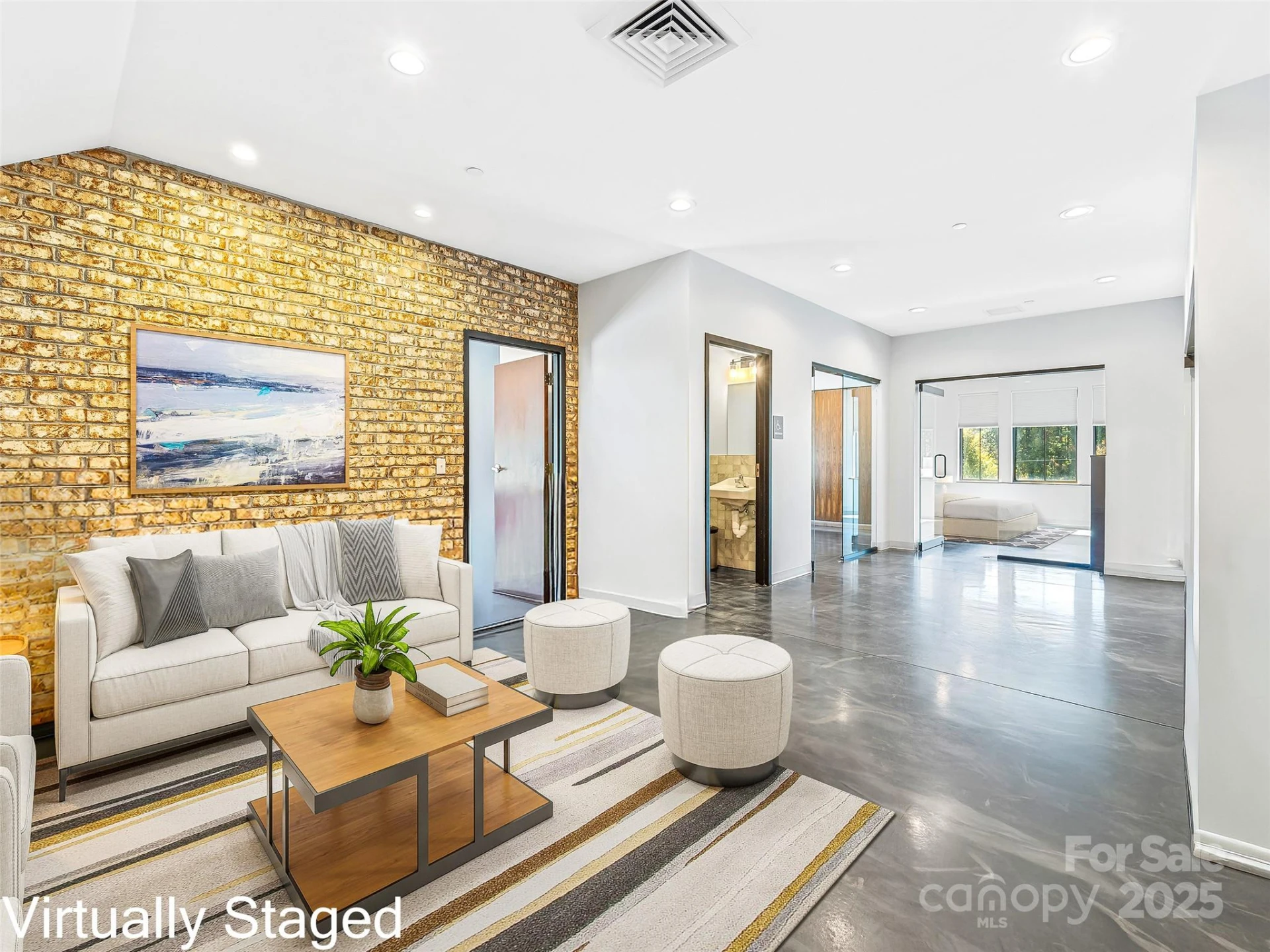 208 Charlotte Highway #301