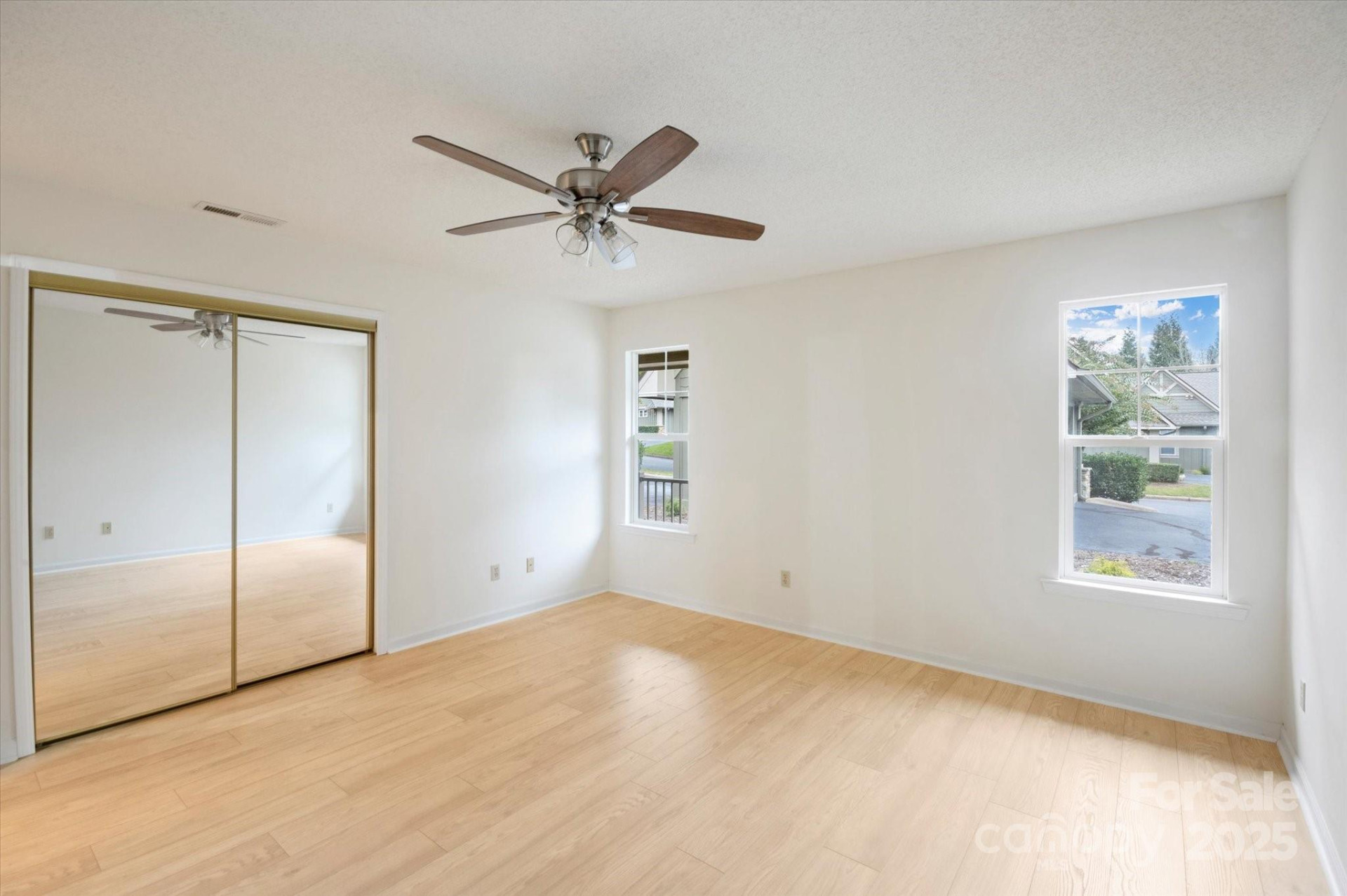 102 Fox Den Court - Photo 12