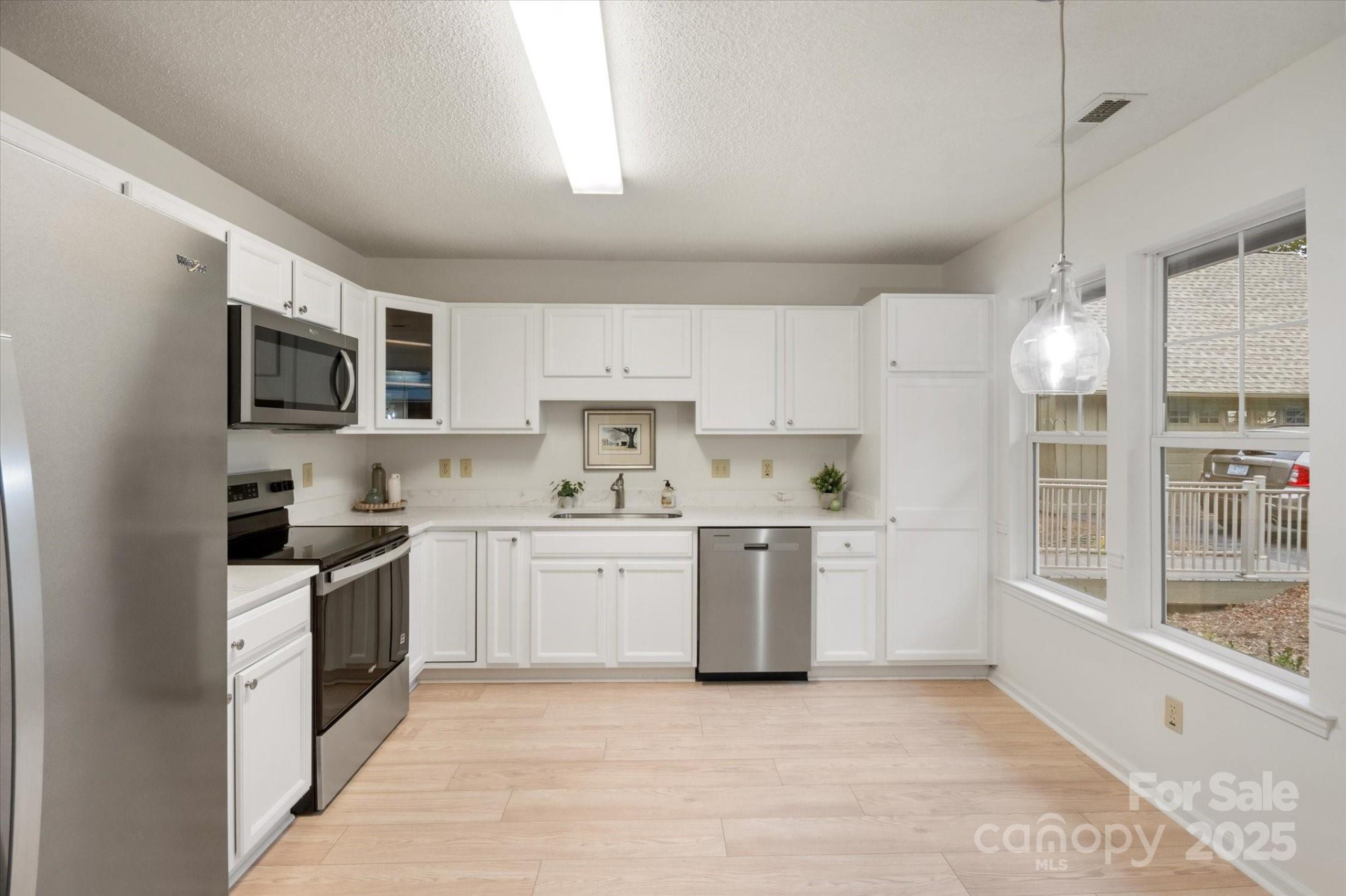 102 Fox Den Court - Photo 7