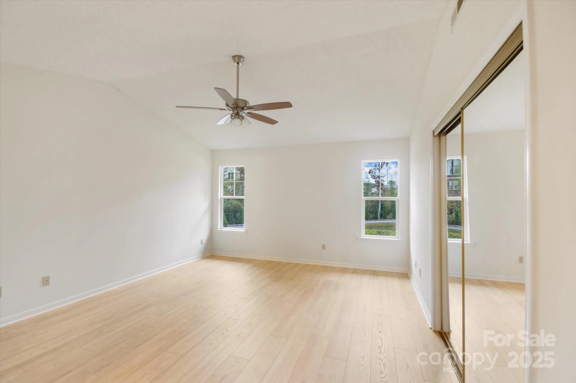 102 Fox Den Court - Photo 9