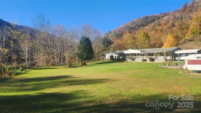 141 Hungry Creek Road