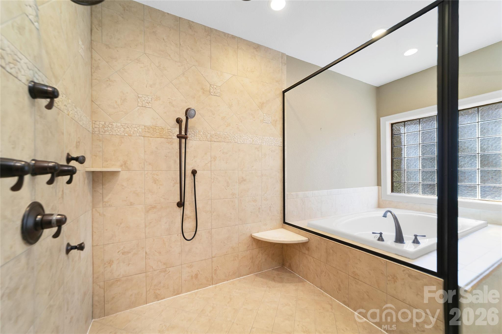 886 Soquili Drive - Photo 27