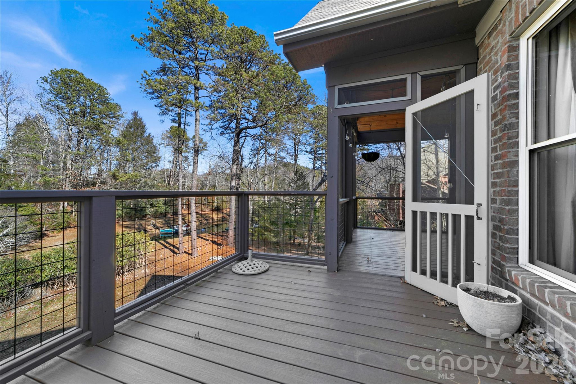 886 Soquili Drive - Photo 30