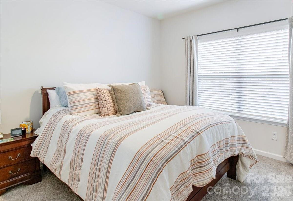 345 Ridgeview Lane - Photo 8