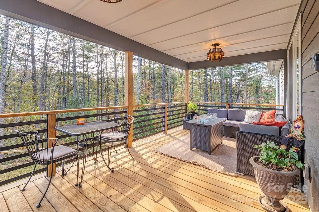 15 Edmond Woods Place - Photo 21