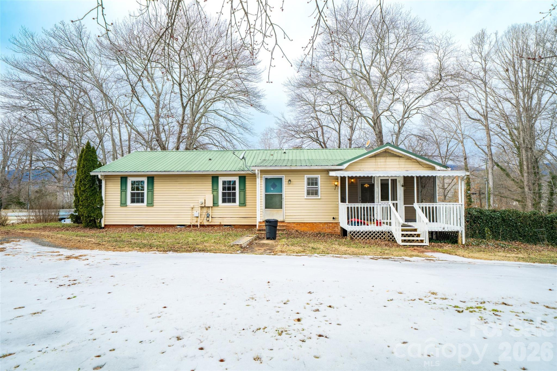 52 Miller Street - Photo 2