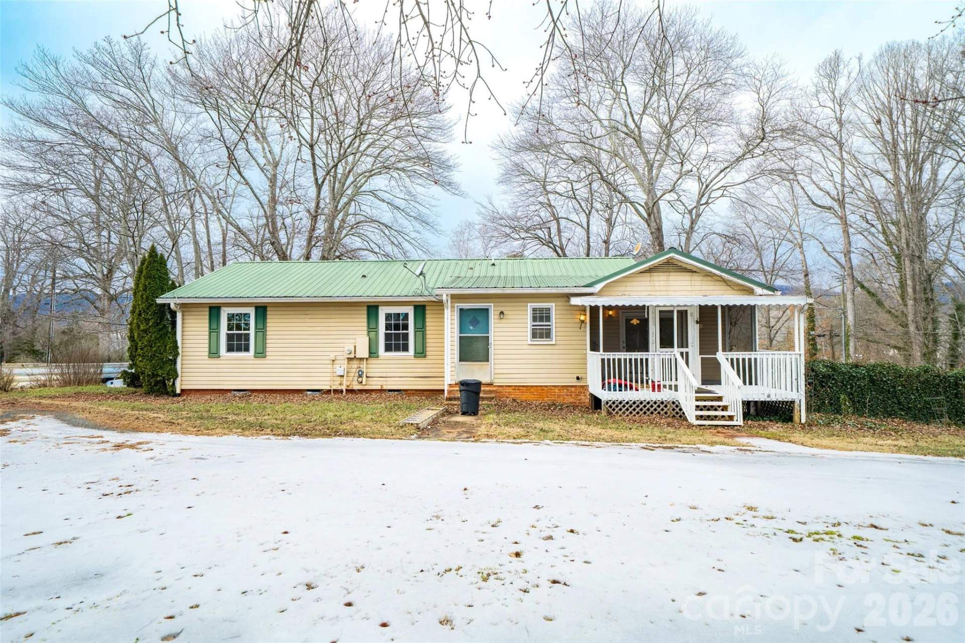 52 Miller Street - Photo 2