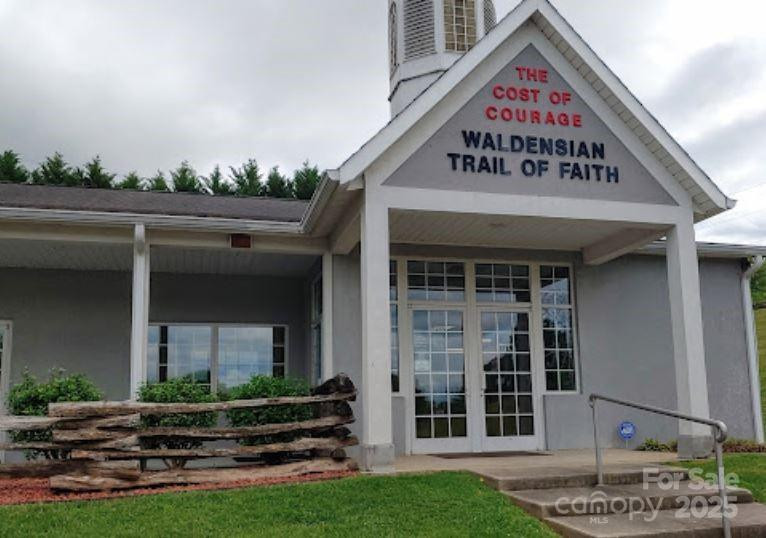 201 Martinat Drive #2 - Photo 30