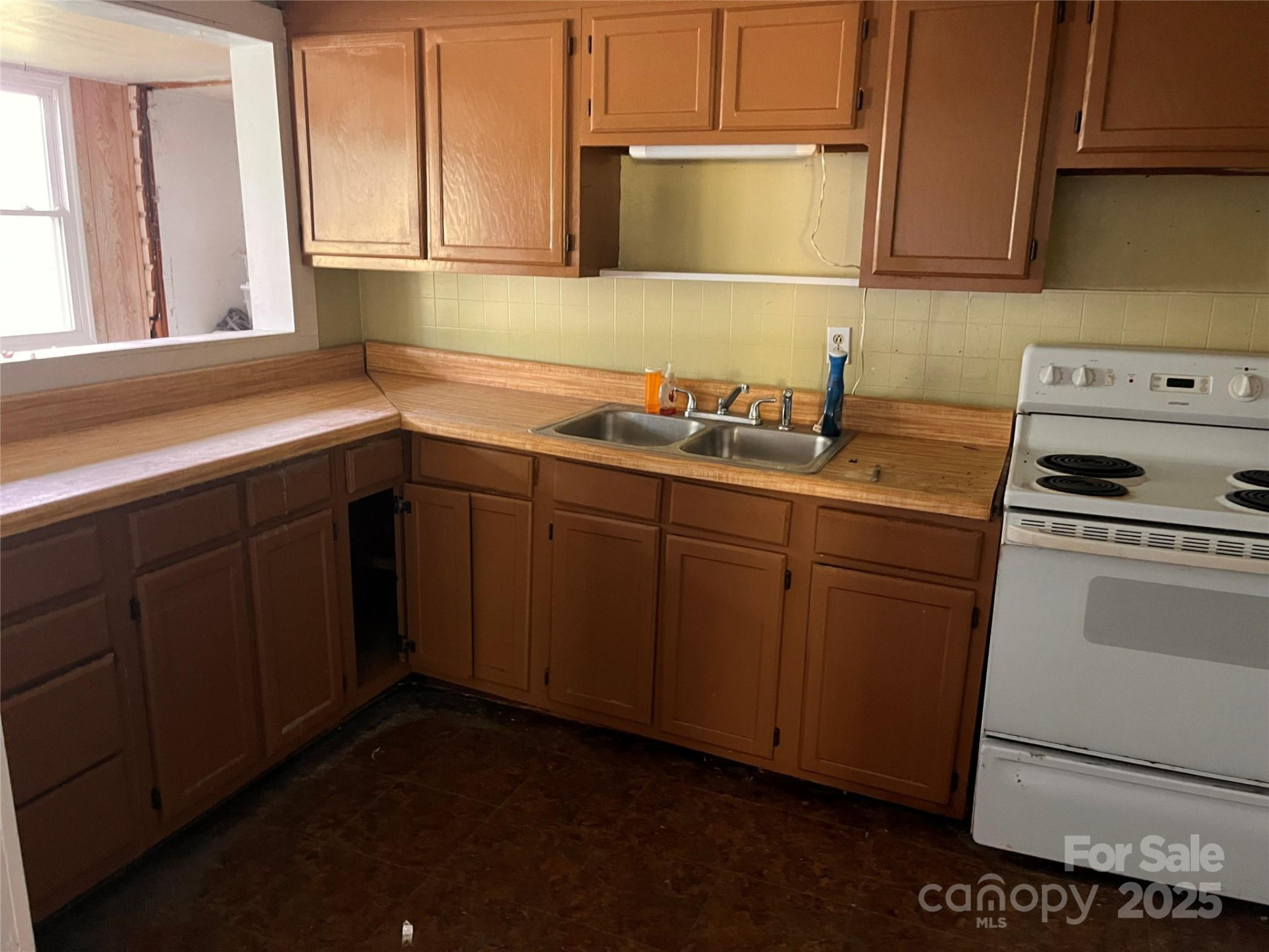 1147 Old Linville Road - Photo 27