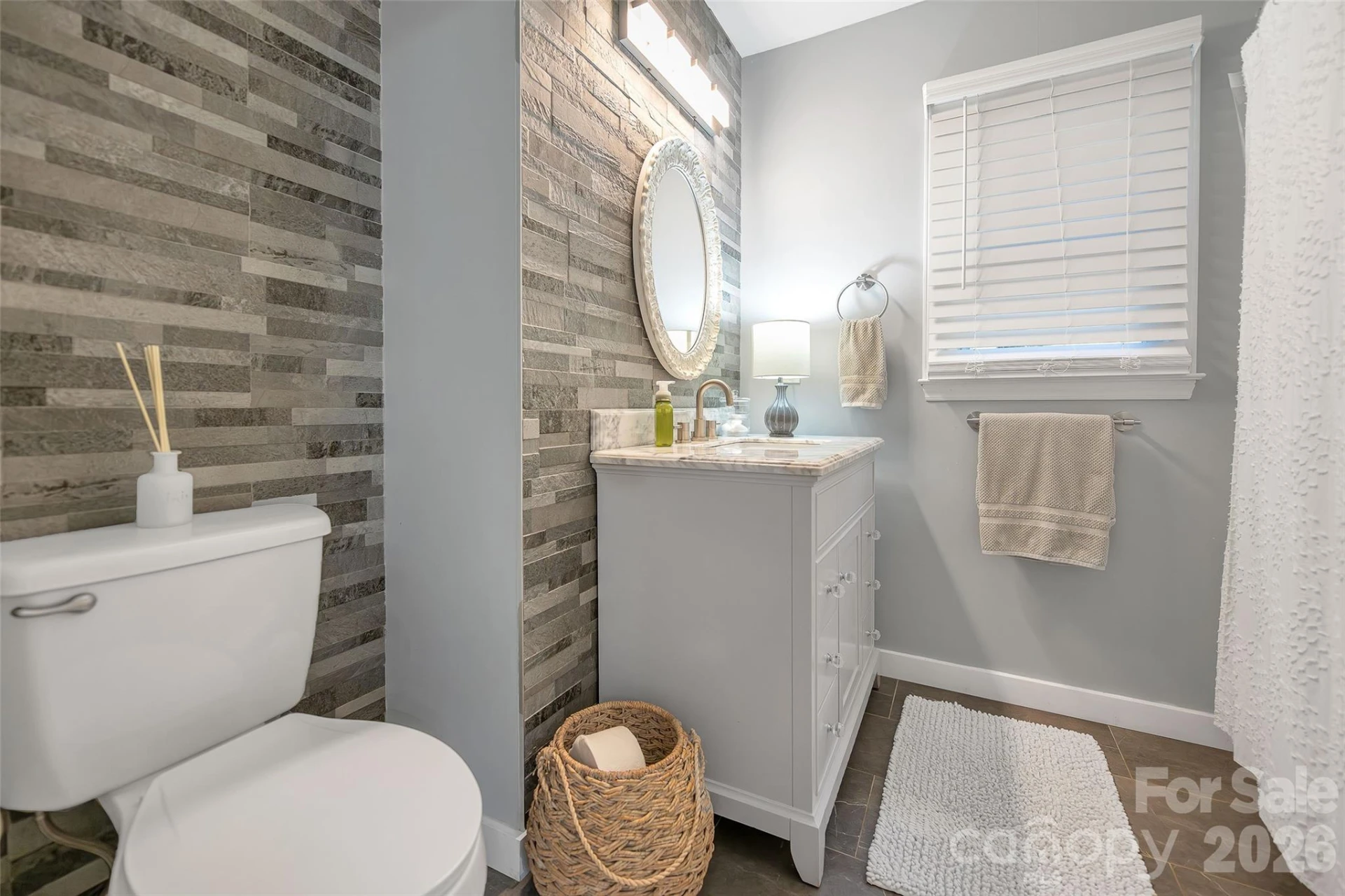 664 Tryon Place - Photo 24