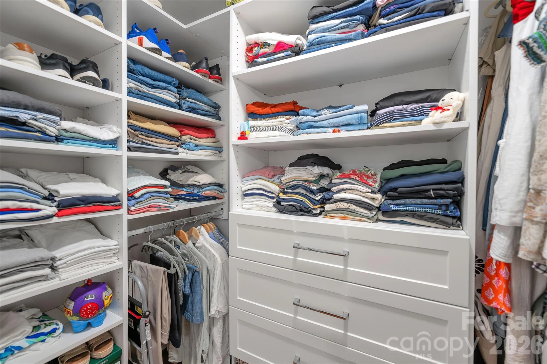 664 Tryon Place - Photo 27