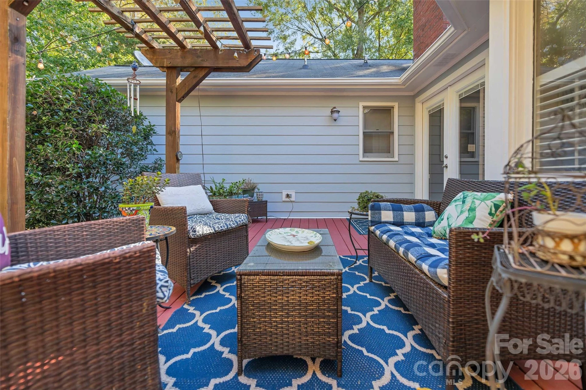 664 Tryon Place - Photo 34