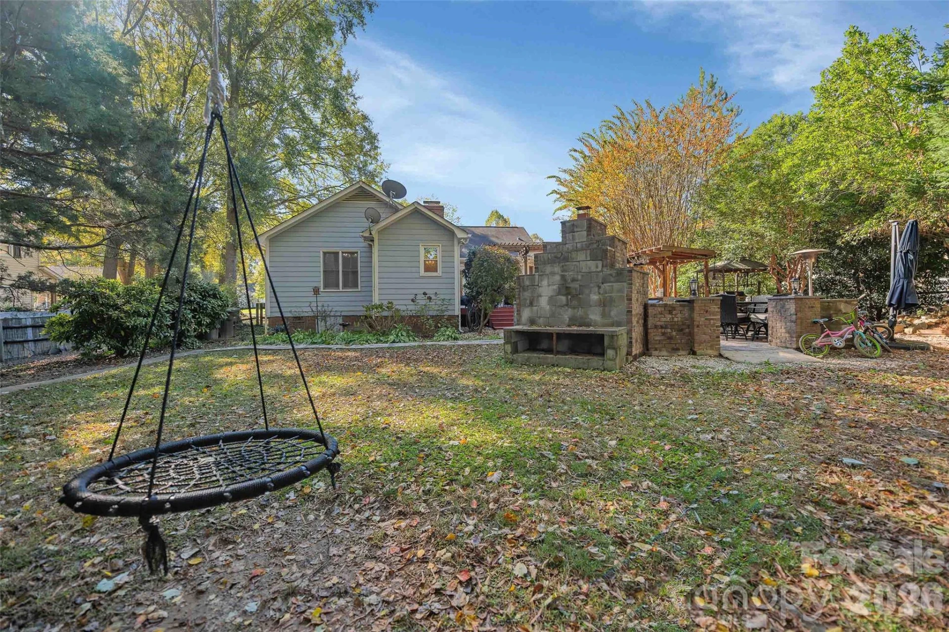 664 Tryon Place - Photo 36