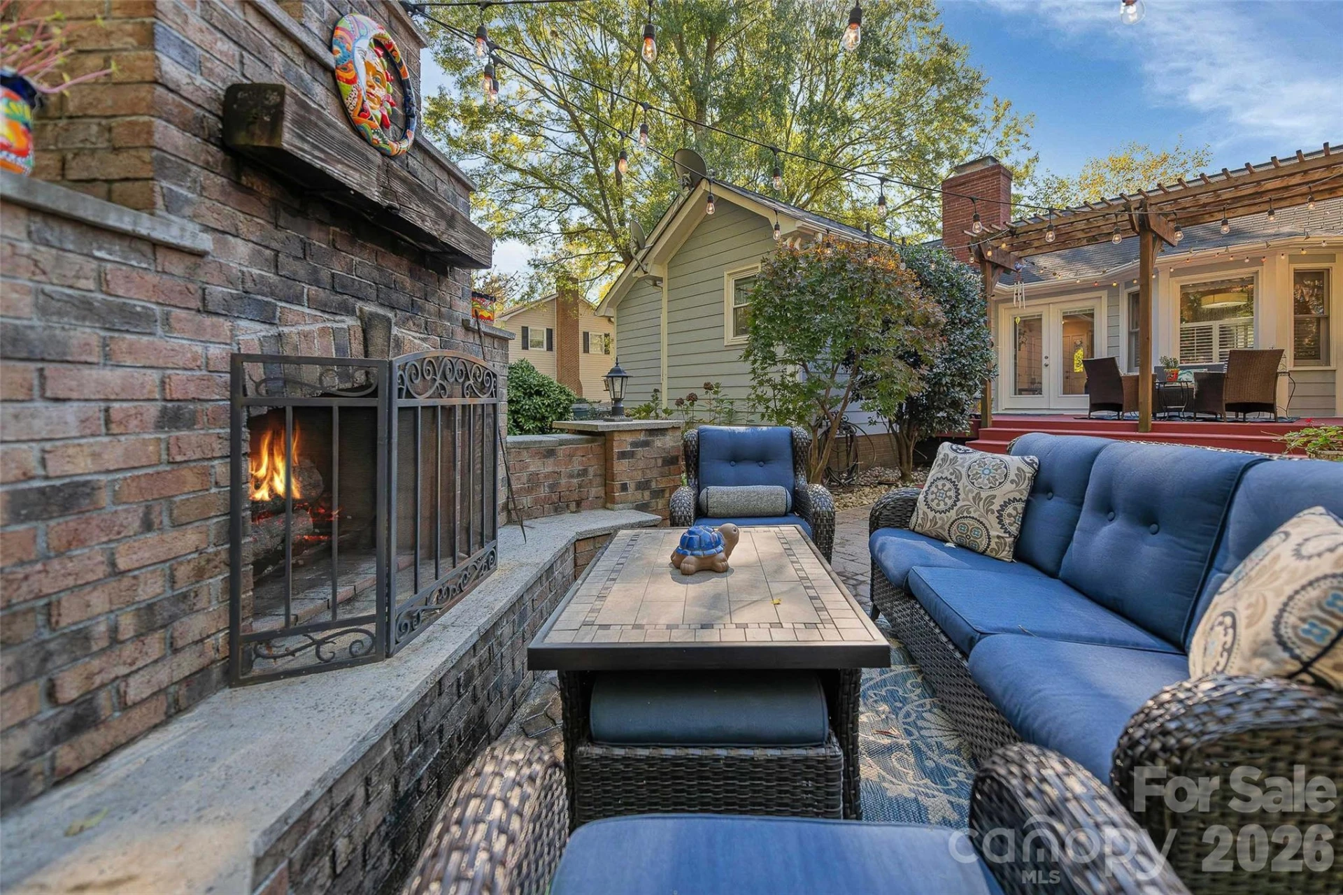 664 Tryon Place - Photo 38