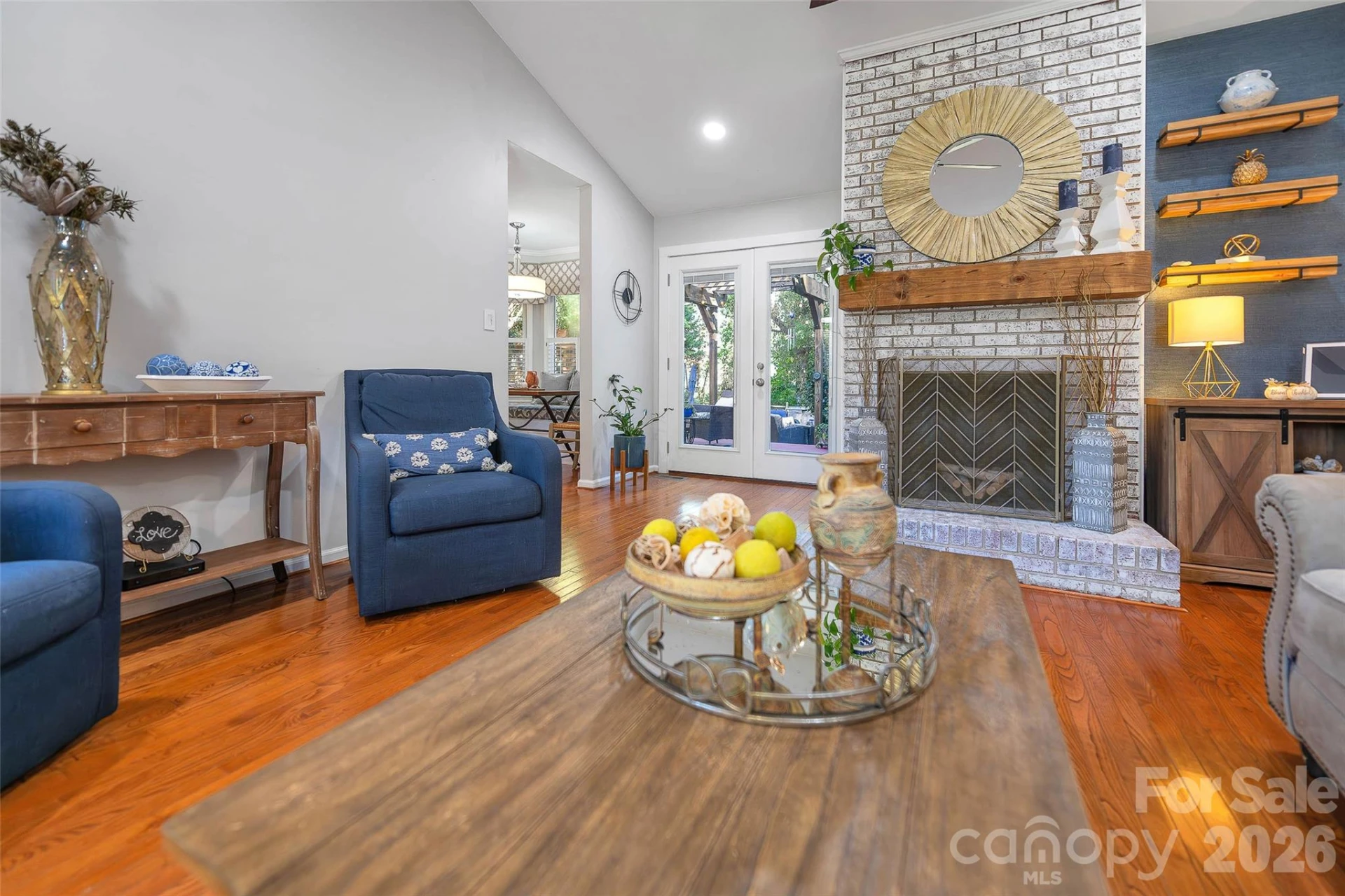 664 Tryon Place - Photo 10