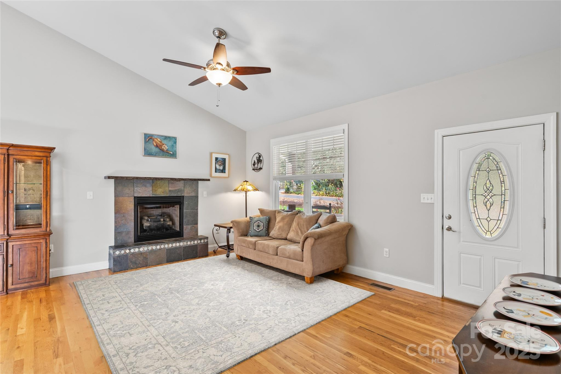 73 Honeysuckle Lane - Photo 8