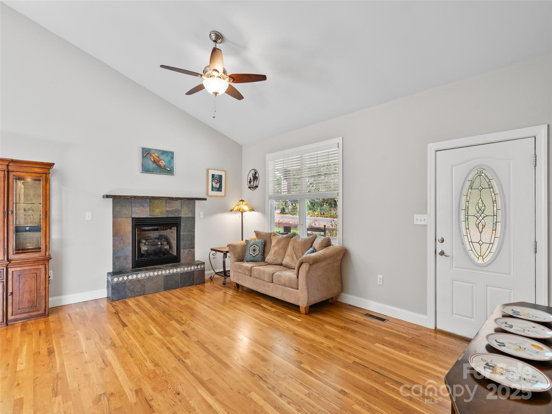73 Honeysuckle Lane - Photo 9