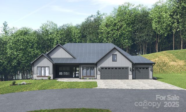 83 Mont Clair Trail, Horse Shoe, NC, 28742