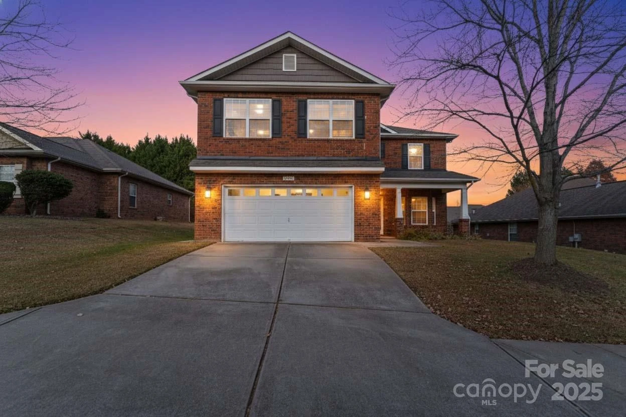 2532 Glyncastle Way - Photo 2
