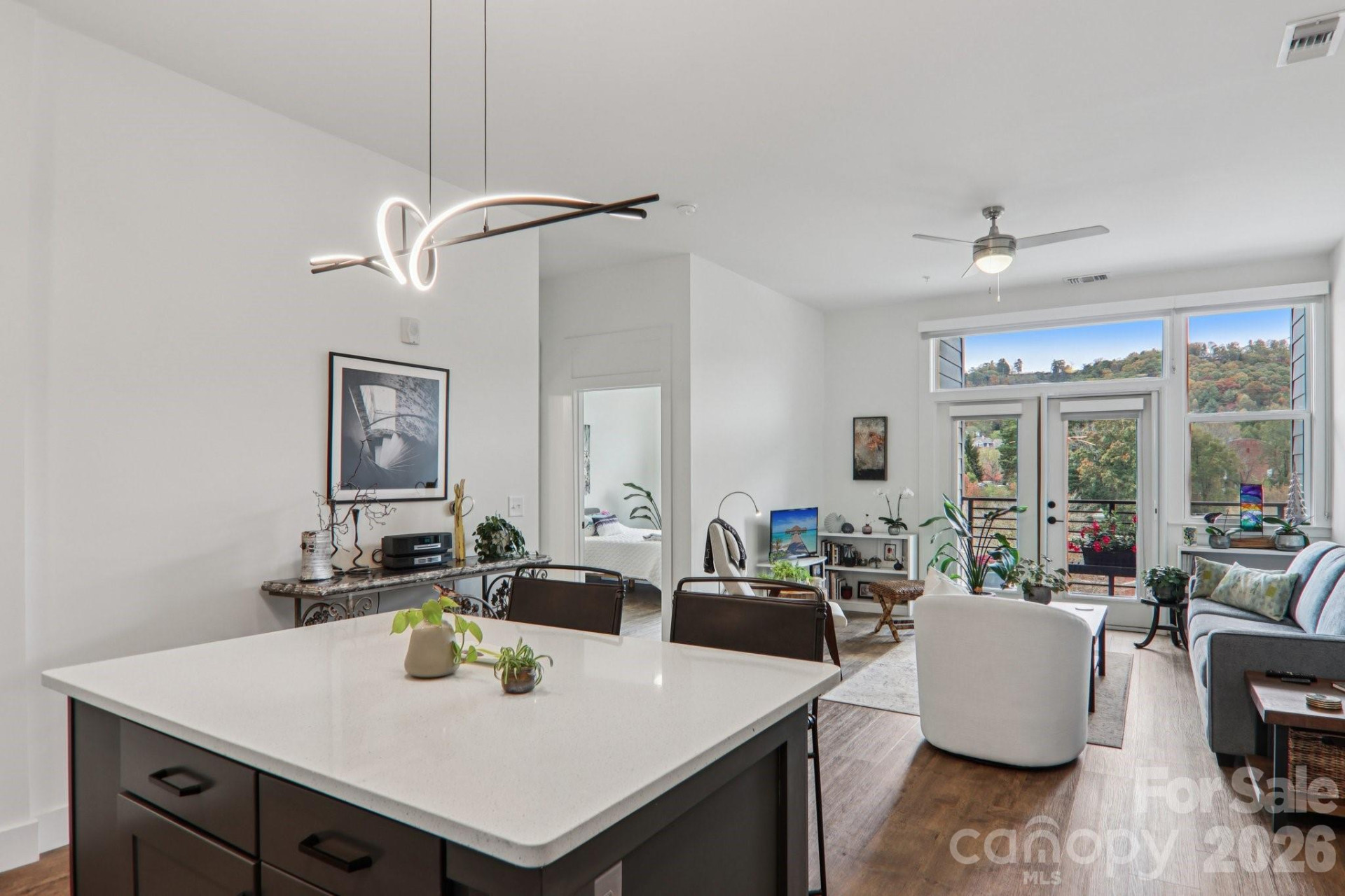 55 Market Street #407