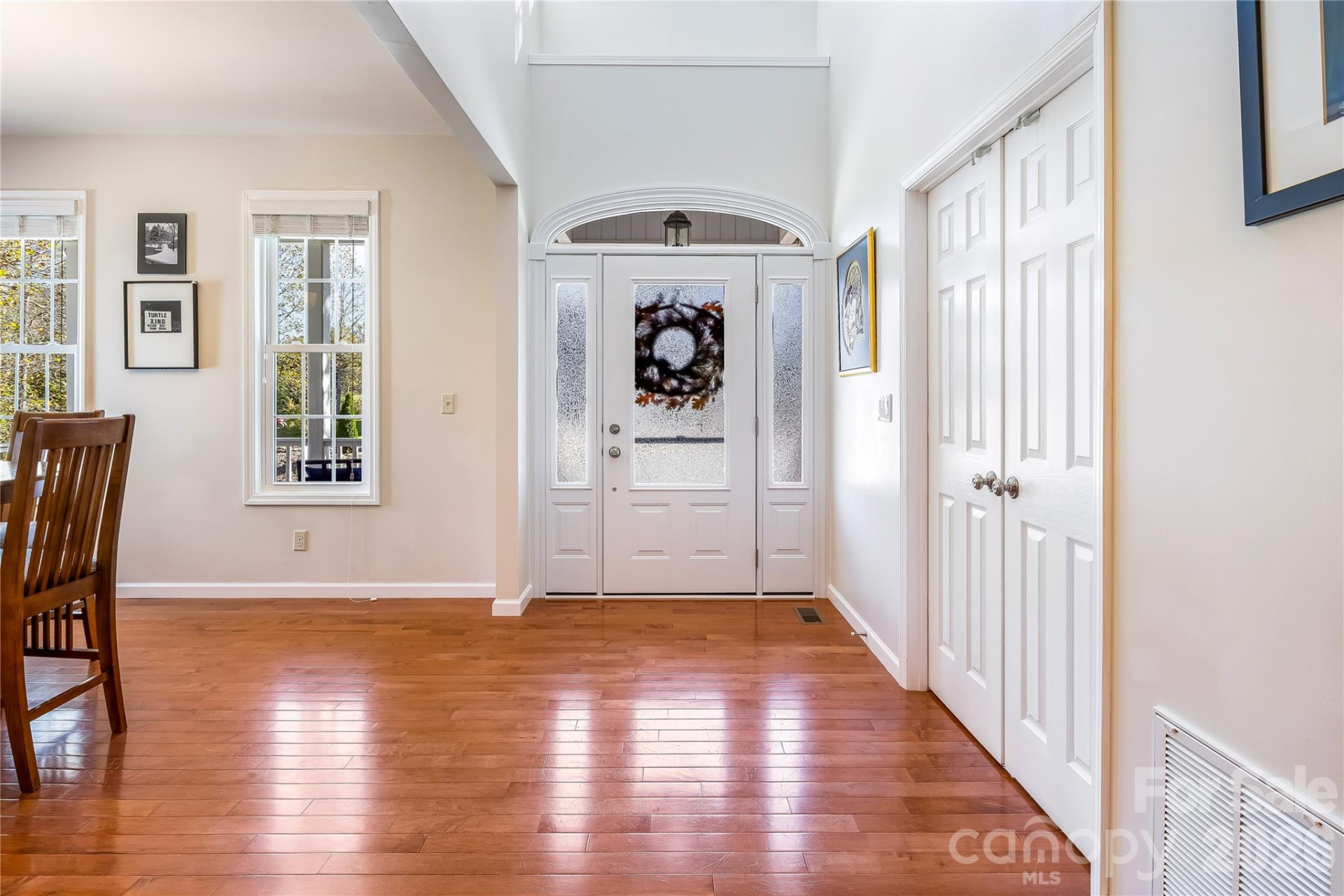 88 Apple Meadow Court - Photo 3