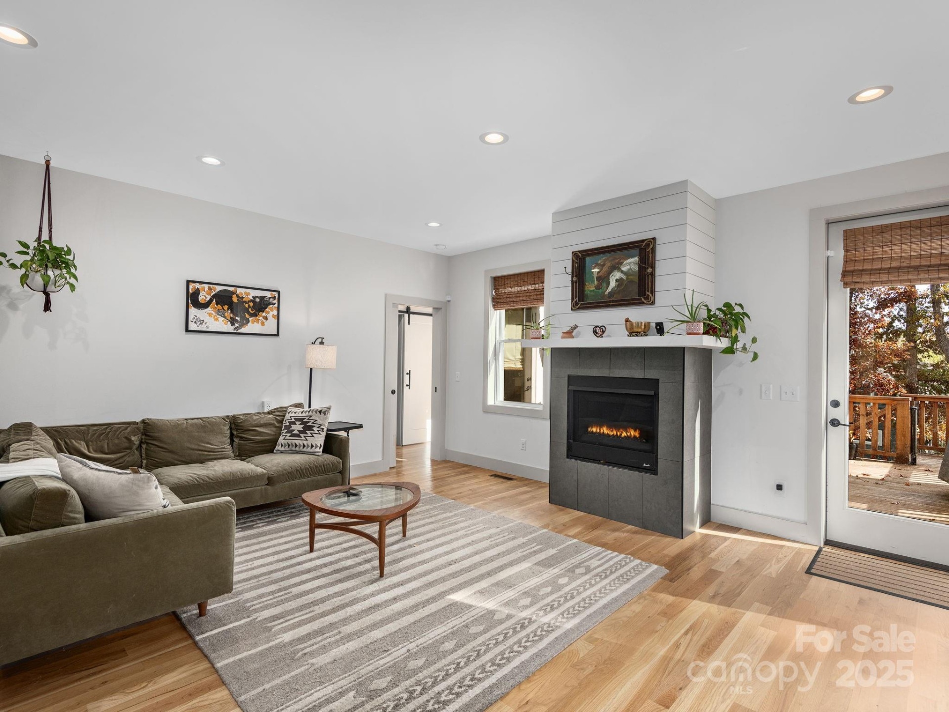 39 Cisco Road - Photo 2