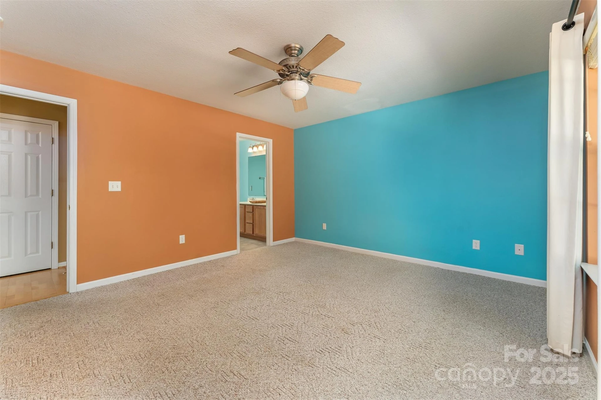412 Wiltshire Circle - Photo 14