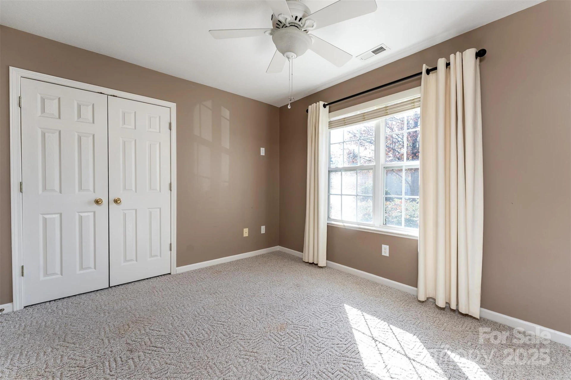 412 Wiltshire Circle - Photo 18