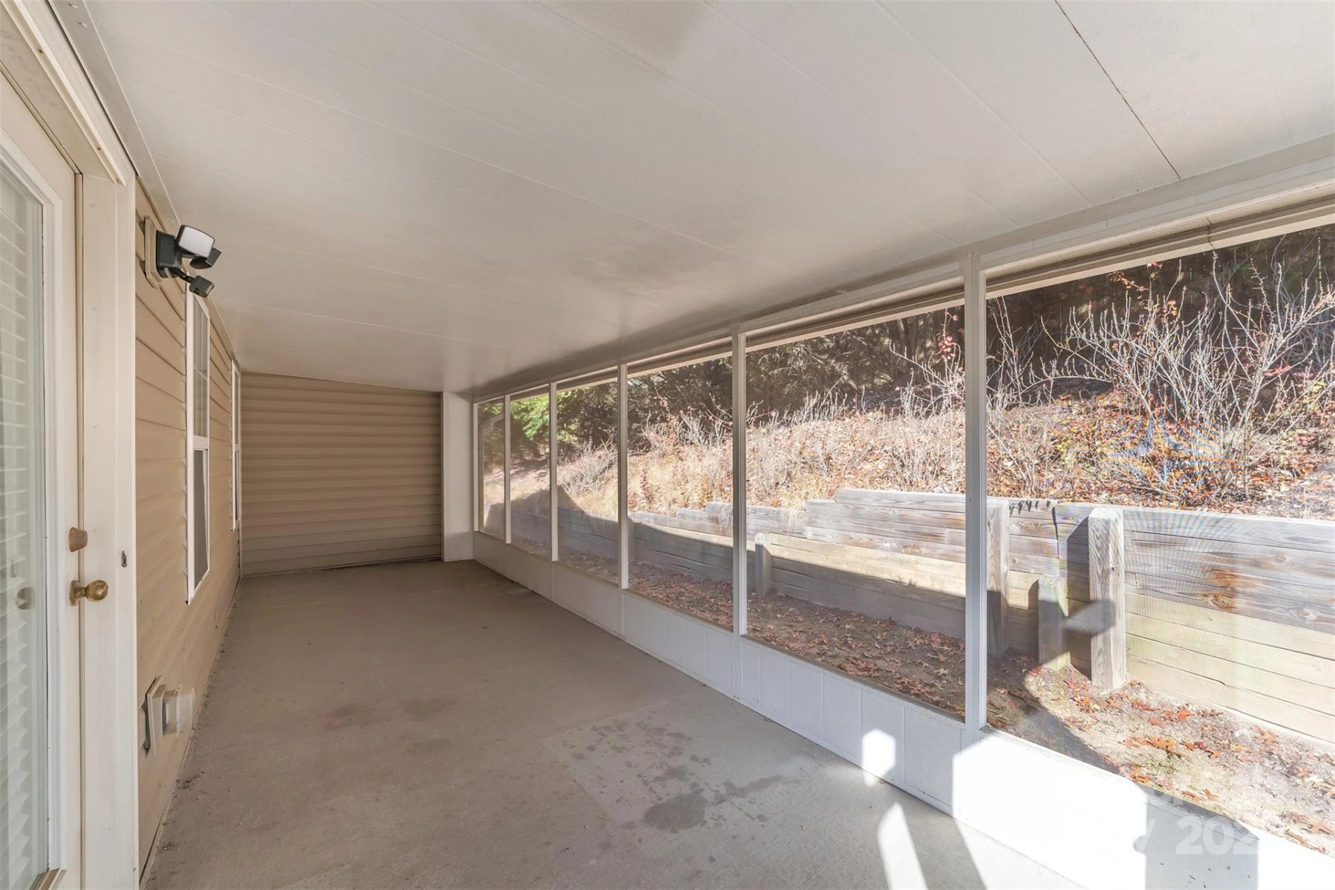 412 Wiltshire Circle - Photo 22