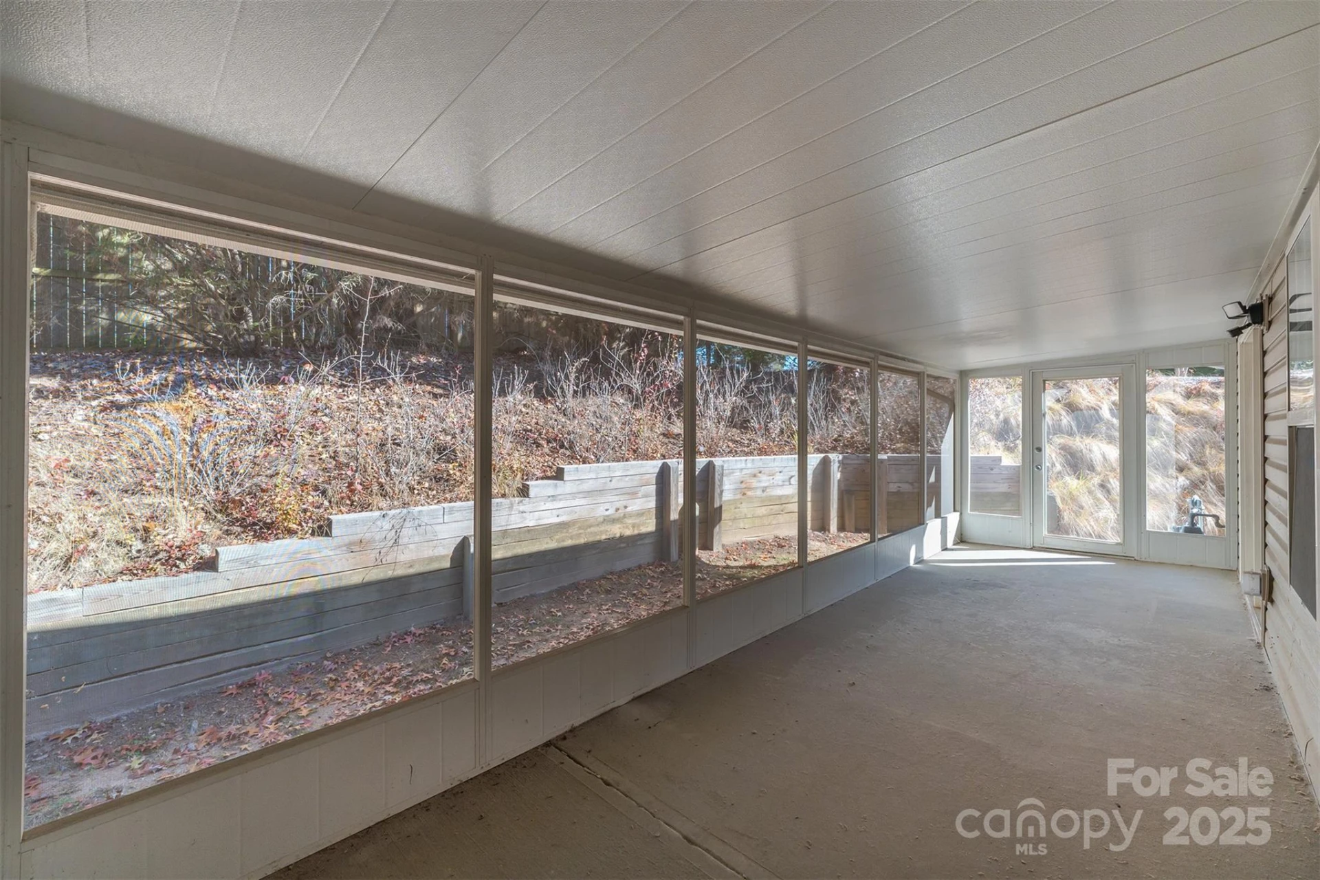 412 Wiltshire Circle - Photo 24