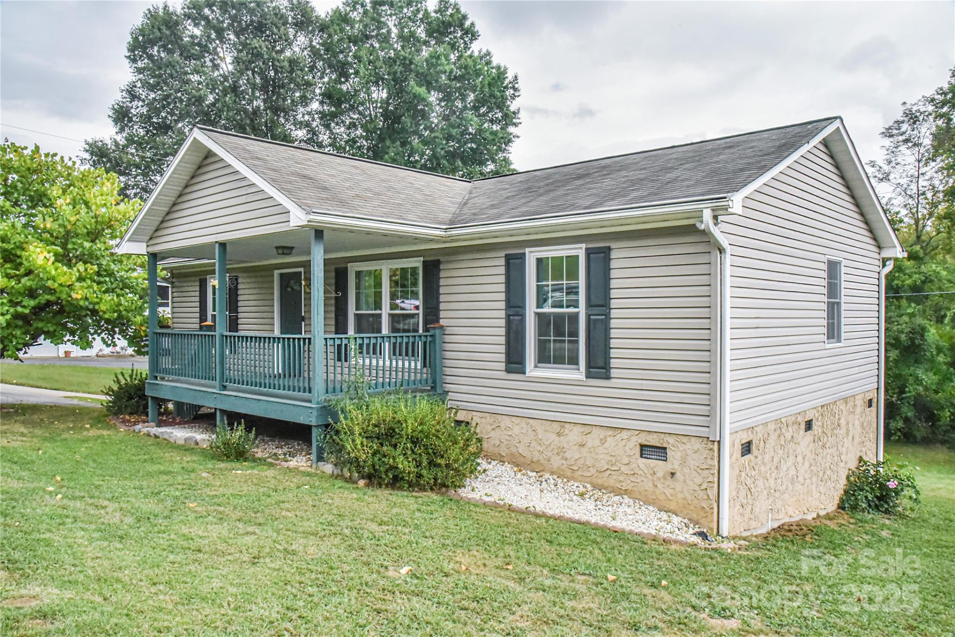 466 Onteora Boulevard - Photo 2