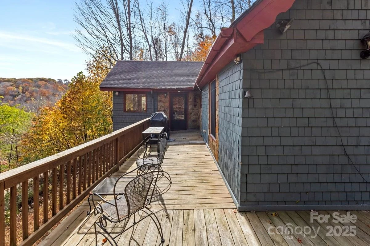 563 Bee Tree Lane - Photo 16