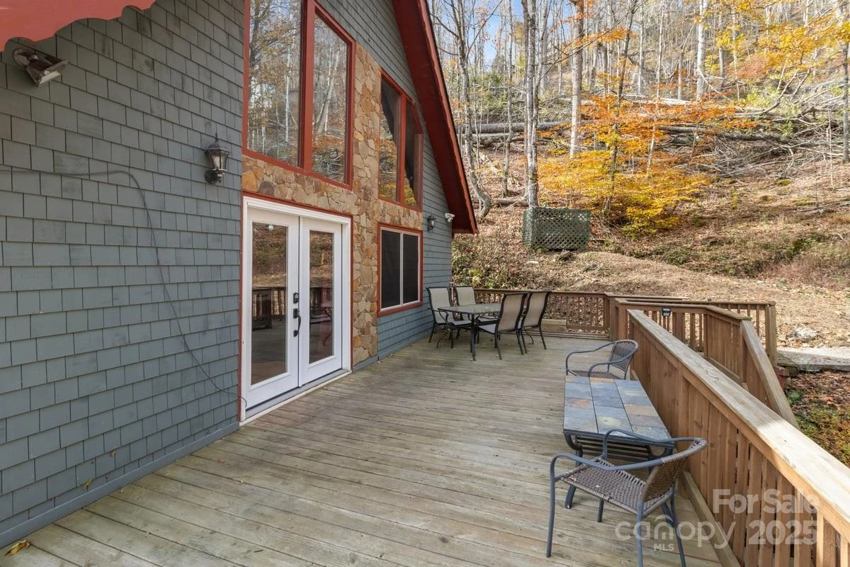 563 Bee Tree Lane - Photo 17