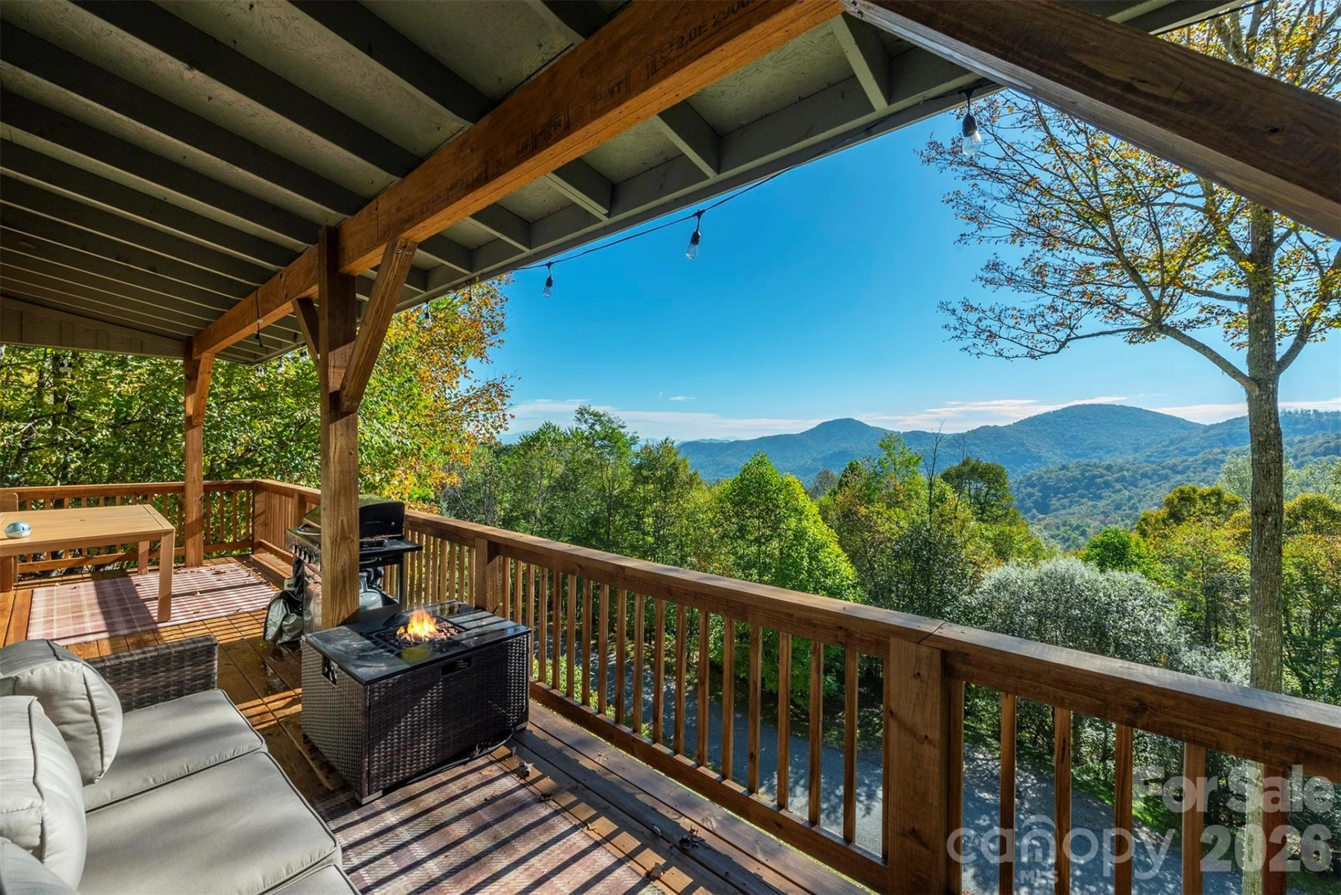 322 Goldenleaf Road - Photo 2