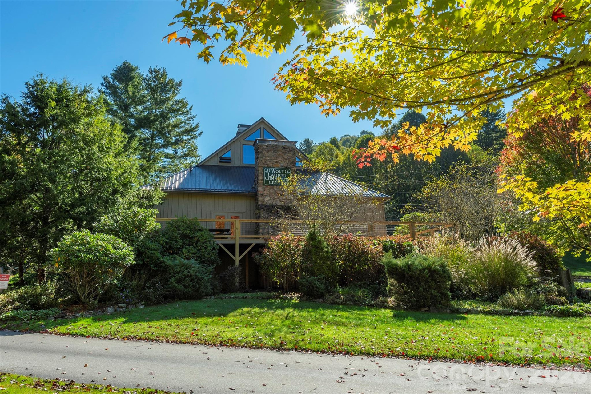 322 Goldenleaf Road - Photo 43