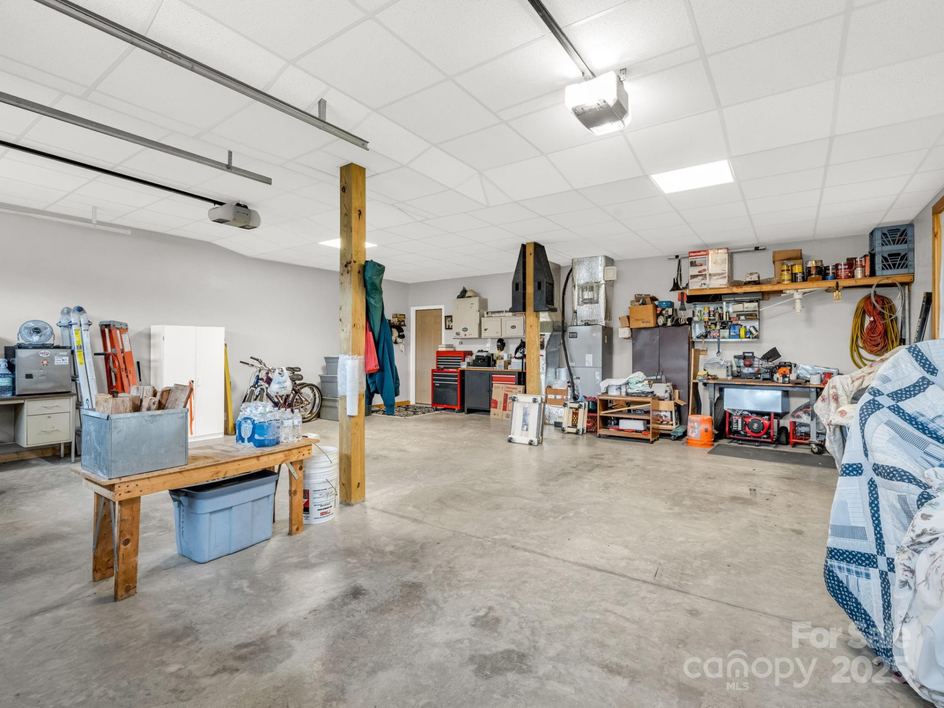 653 Moonlight Pass - Photo 32