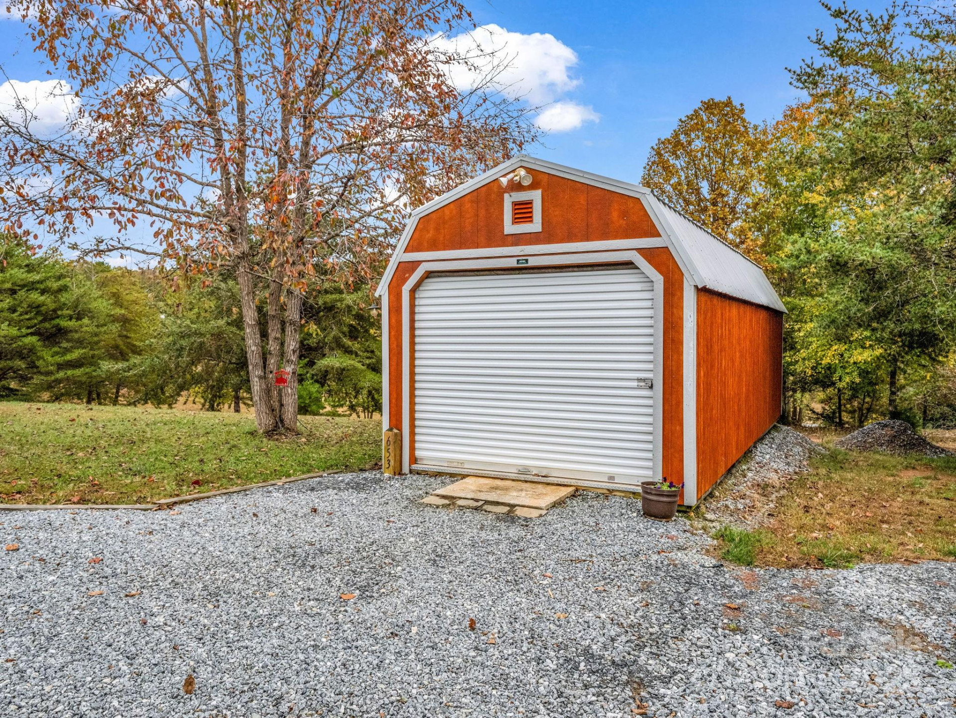 653 Moonlight Pass - Photo 36