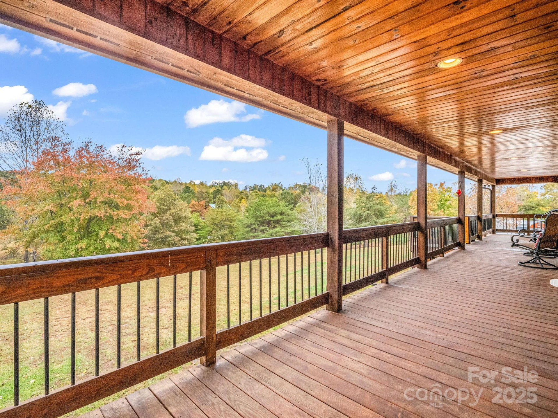 653 Moonlight Pass - Photo 5