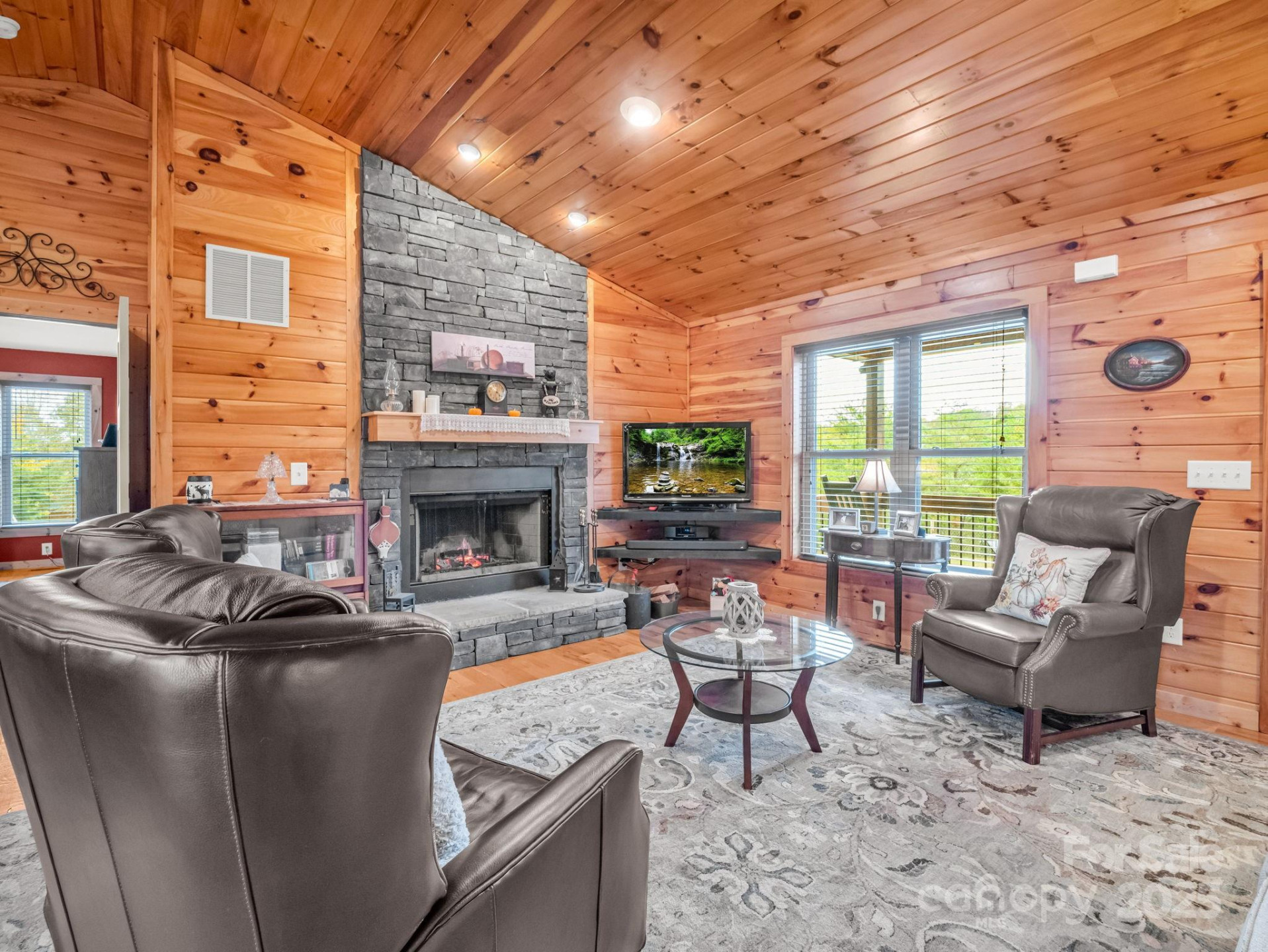 653 Moonlight Pass - Photo 8