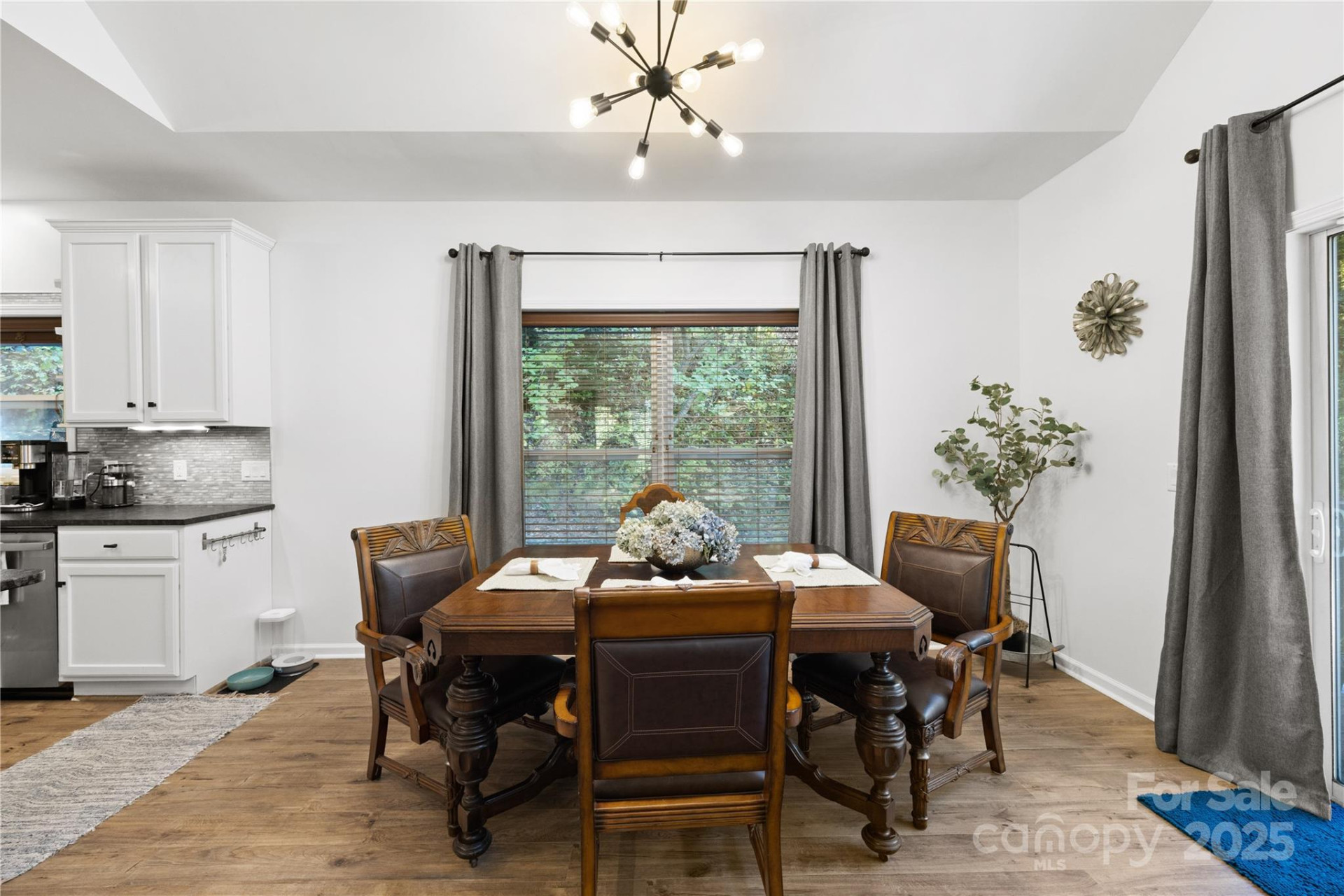 1308 Bell Mountain Road - Photo 7