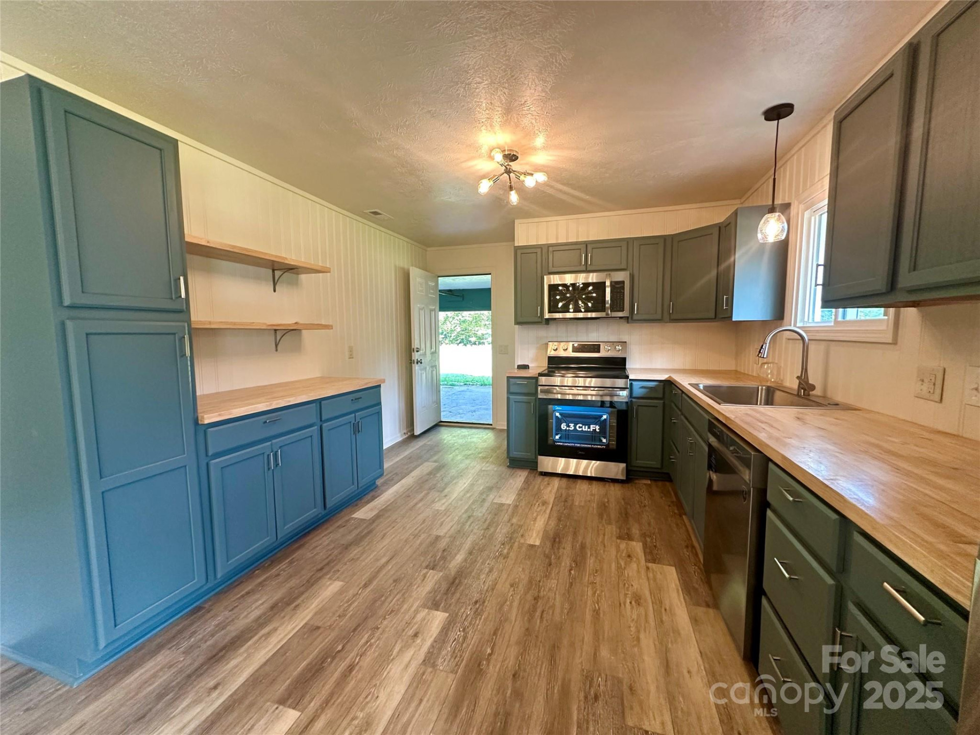 609 Cattail Road - Photo 5