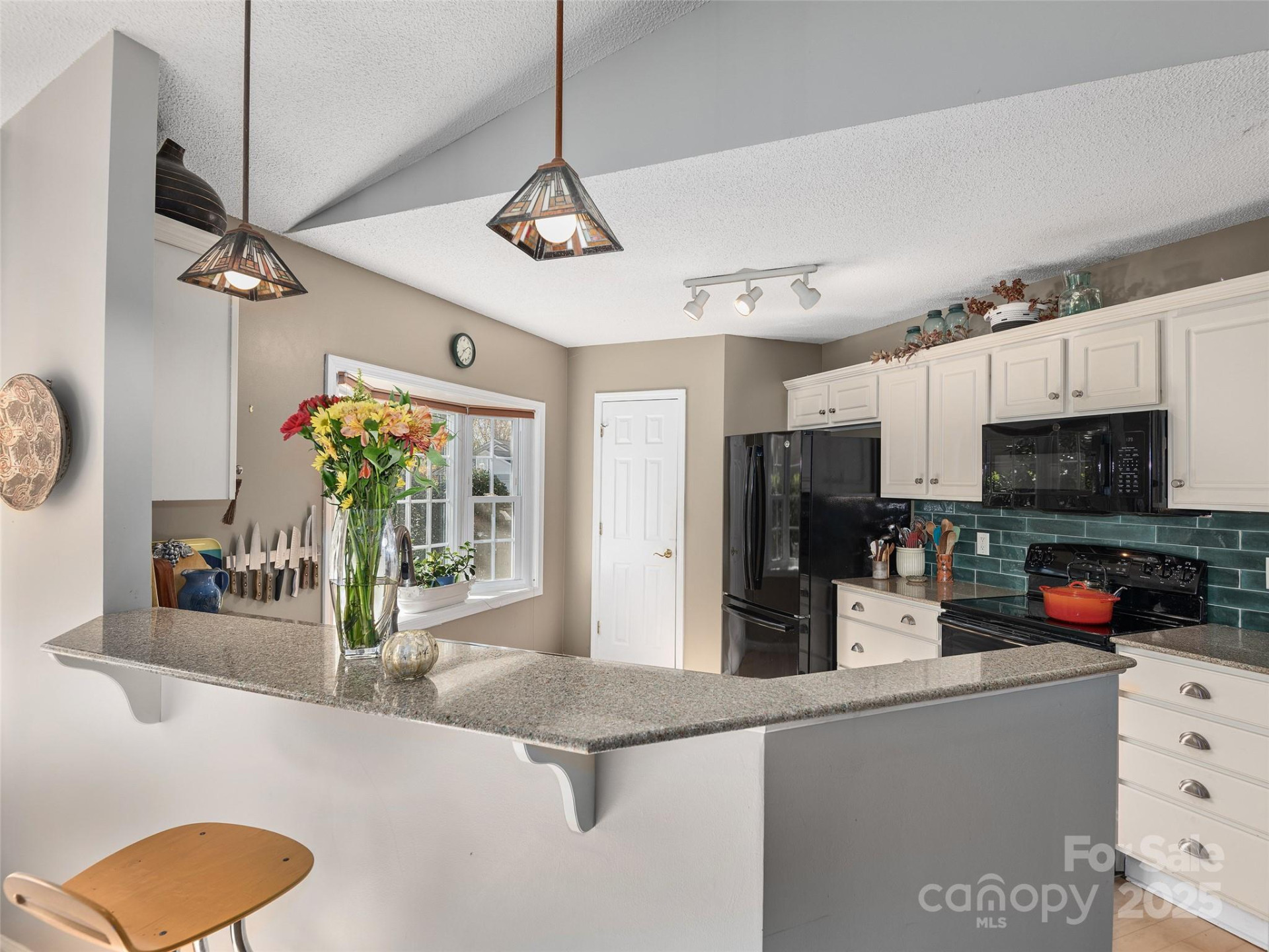 111 Wildwood Forest Lane - Photo 7