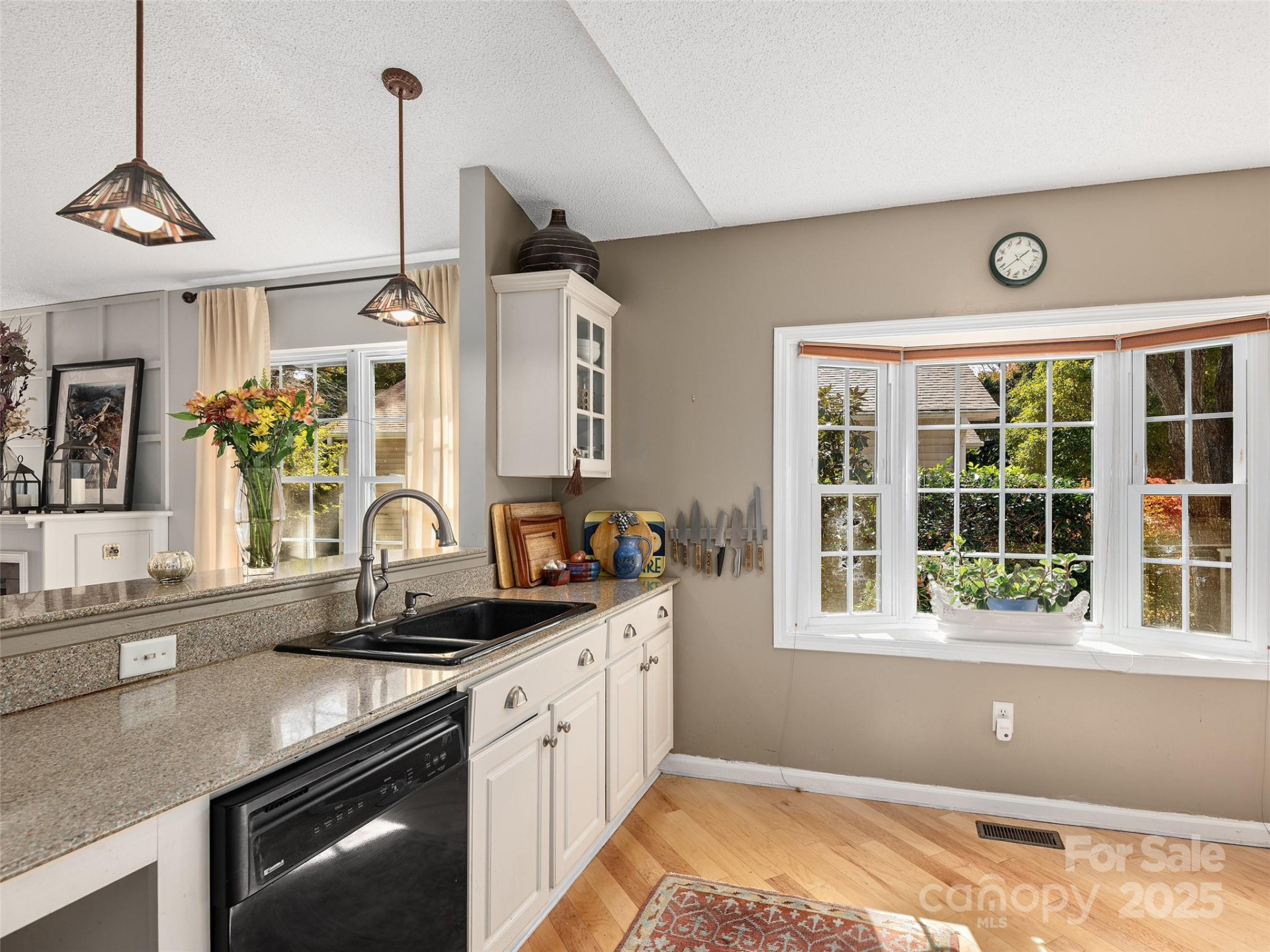 111 Wildwood Forest Lane - Photo 8